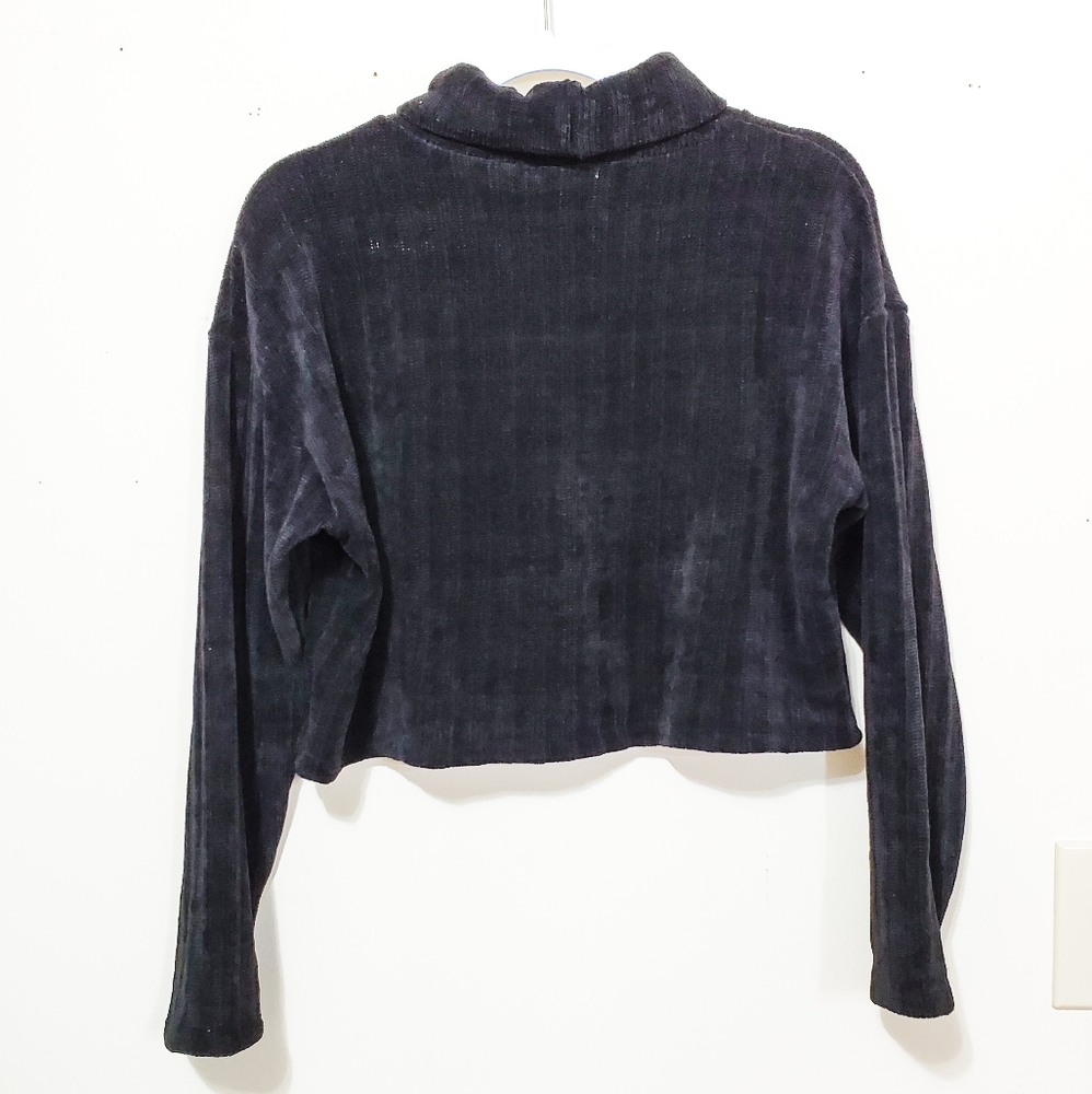 NWOT Black Ribbed Turtleneck Sweater Large SOFT - Picture 3 of 4